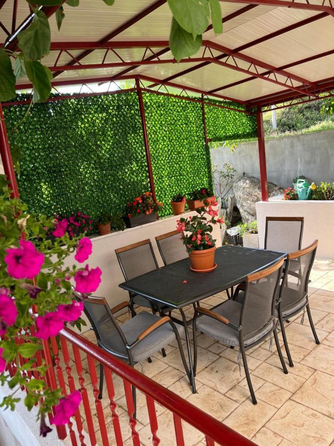 Apartament Green Valley Omiš Exterior foto